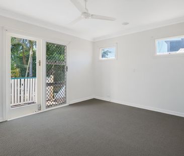 Scarborough Home in a Premium Lifestyle Location! - Photo 5