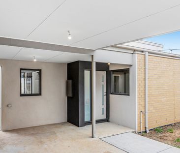 2/5 Isaacs Street, 3028, Laverton Vic - Photo 6