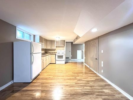 For Lease - 141 Gunn Street Unit# Lower, Barrie, Ontario - Photo 2