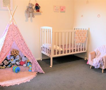 3 BEDROOM FAMILY HOME IN GREAT LOCATION - Photo 6