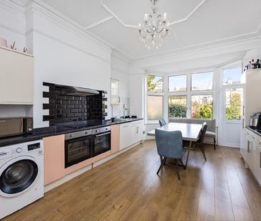 6 Bed Semi-Detached House, Sackville Road Up, BN3 - Photo 6