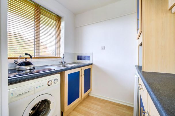 1 bedroom flat to rent - Photo 1