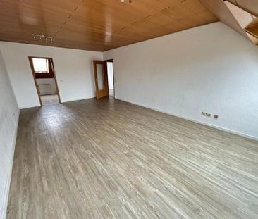 2-Zimmer Dachgeschosswohnung in Essen-Altendorf - Photo 2