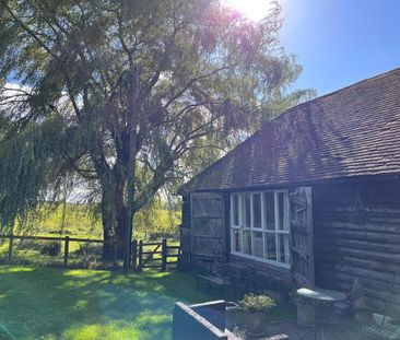 2 bedroom detached house to rent - Photo 2