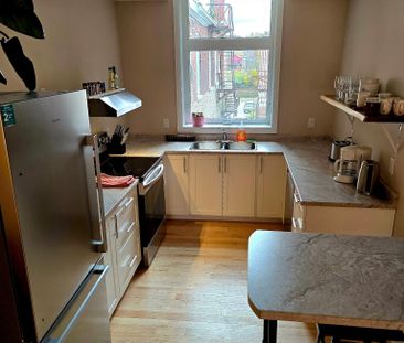 For Lease - 266 Front Street, Belleville, Ontario - Photo 5