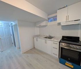 For Lease - 122 Pressed Brick Drive Unit# Lower, Brampton, Ontario - Photo 2