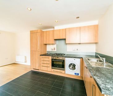 3 bedroom terraced house to rent - Photo 6