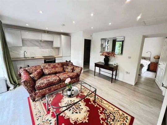 Stow Park Crescent, Newport, NP20 - Photo 1