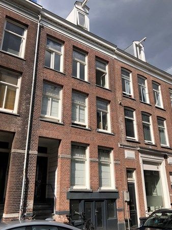 For rent: Great location on quiet side of Oude Pijp close to Amstel river, small private garden in the back and 2 person sharing is possible. - Foto 2