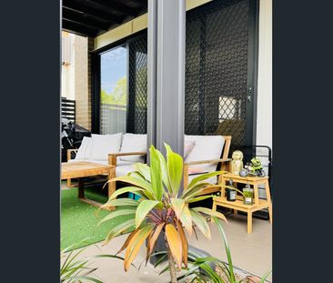 Stunning 3-Bedroom Townhouse Available Now - Photo 6