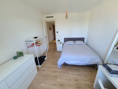 Appartement 3 pièces 58m2 MARSEILLE 8EME 1 390 euros - Photo 5