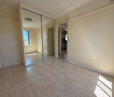 Great and affordable living - Photo 2