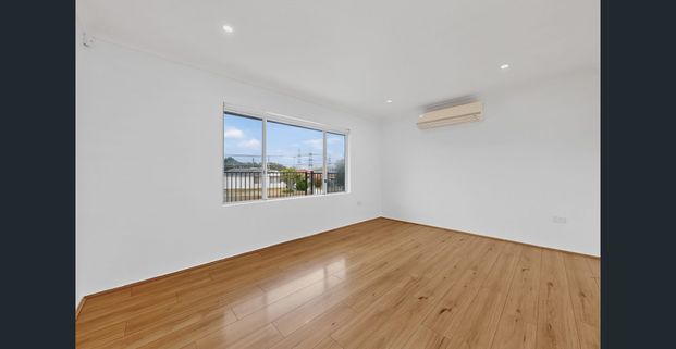 Immaculate, Light-Filled Family Residence in a Sought-After Location - Photo 1