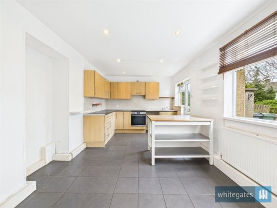 Gillingham Green, Bradford, West Yorkshire, BD4 - Photo 1