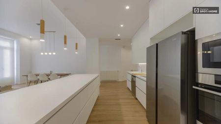 3-bedroom apartment for rent in El Pla del Remei - Photo 3
