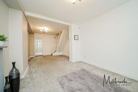 2 bedroom terraced house to rent - Photo 4