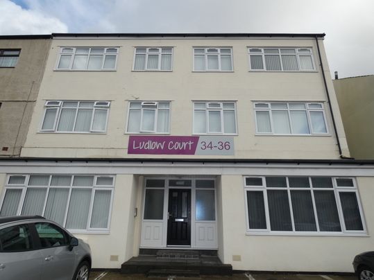 Park Road, Flat 7 - Photo 1