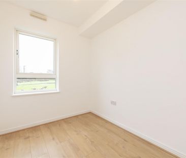 2 bed Apartment To Let - Photo 3