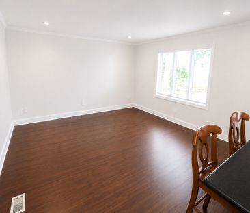 For Lease - 132 Elmwood Road Unit# Main Floor, Oakville, Ontario - Photo 4