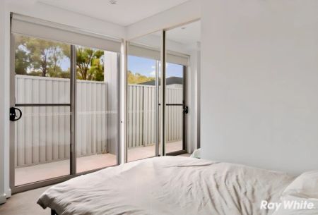 1/12 Belinda Place,Mays Hill,New South Wales 2145, Sydney - Photo 2