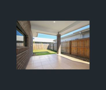 19 Mantis Crescent, Caloundra West, Qld 4551 - Photo 6