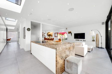 4 bedroom semi-detached house to rent - Photo 4