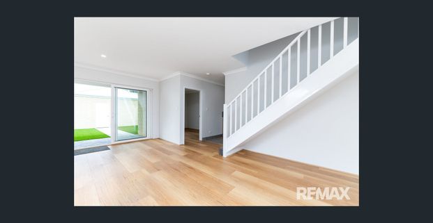 Create Your Dream Lifestyle in the Heart of Ashby! - Photo 1