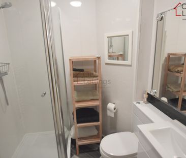 2 Bedroom Apartment - Photo 2