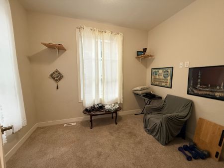 For Lease - 941 Battery Park Unit# 941, London North, Ontario - Photo 2