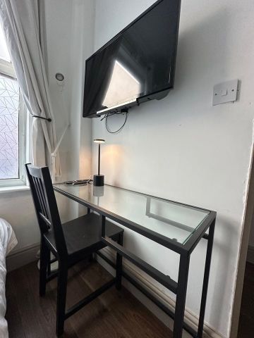 Room in a Shared House, Leeds, LS6 - Photo 4