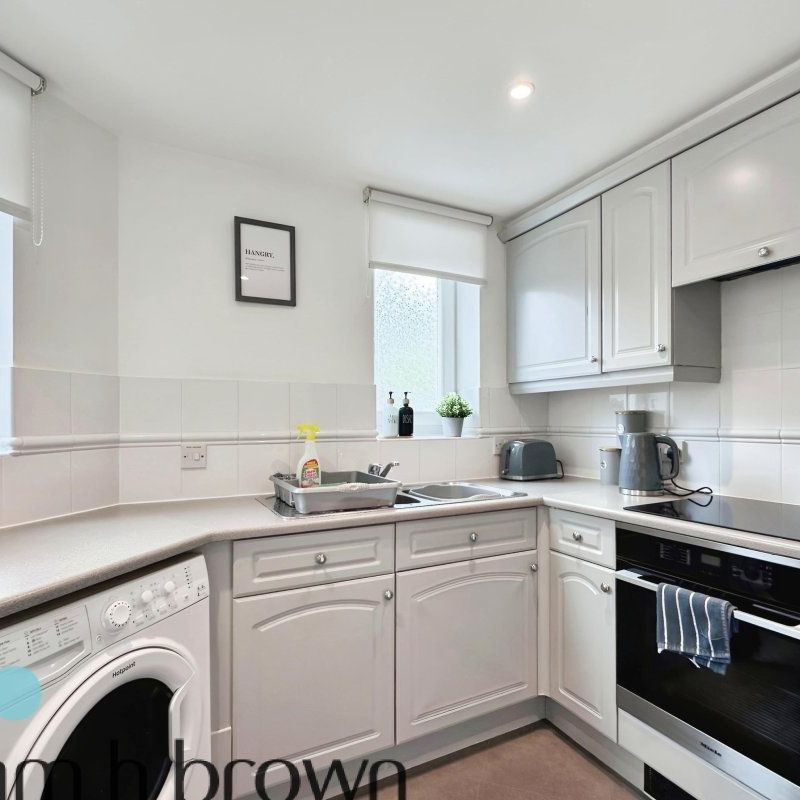 Rookes Crescent, CHELMSFORD - Photo 1