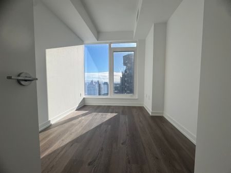 For Lease - 395 Square One Drive Unit# 3405, Mississauga, Ontario - Photo 2