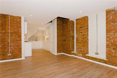 3 bedroom flat to rent - Photo 4