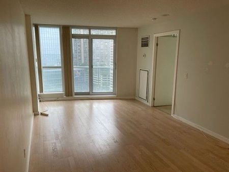 For Lease - 8 York Street Unit# 1605, Toronto, Ontario - Photo 4