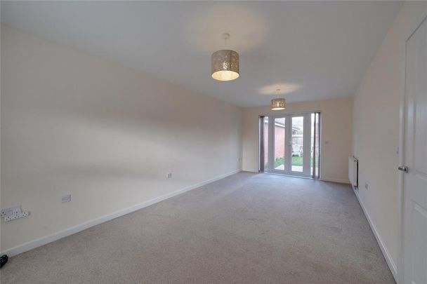 5 bedroom detached house to rent - Photo 1