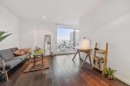 Baltimore Wharf, Canary Wharf, E14 - Photo 4