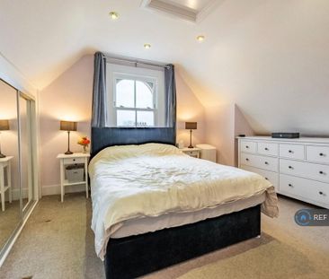3 bedroom maisonette to rent - Photo 4