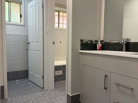 RECENTLY RENOVATED IN FANTASTIC LOCATION! - Photo 4