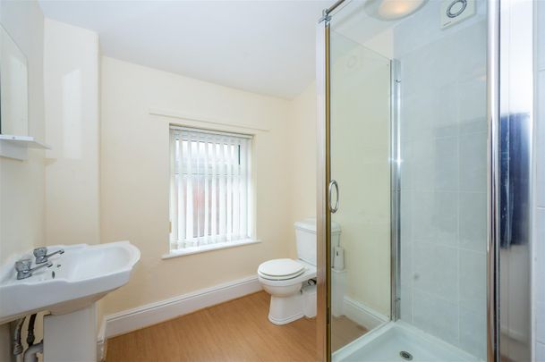2 Bedroom Terraced House for Rent - Photo 1