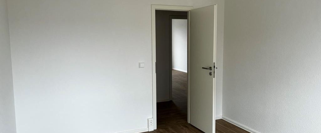 Einziehen und Wohlfühlen! – drei Zimmer sofort bezugsfertig - Photo 1