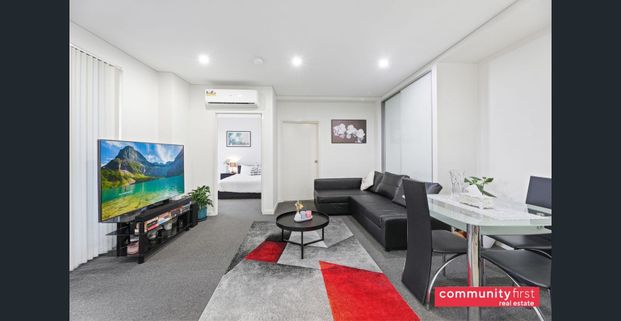 Luxurious Apartment Living - Photo 1