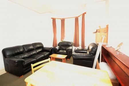 Lenton Boulevard, Lenton, Nottingham, NG7 - Photo 1