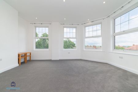 Queens Parade, London, N11 - Two Bedroom Flat To Rent - £473pw / £2,050pcm - Photo 2