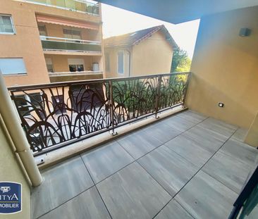 Location Appartement 2 pièces 39m² HYERES 83400 - Photo 5