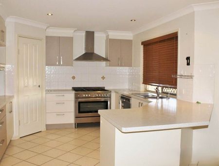 5 Lethem Street, Caboolture QLD 4510 - House For Rent | Domain - Photo 2