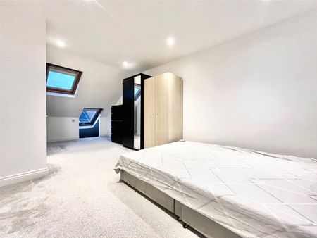 Alexandra Road, Hounslow, TW3 4HN - Photo 3