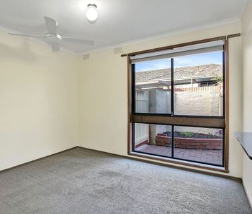 Prime North Essendon Two-Bedroom Unit - Photo 2