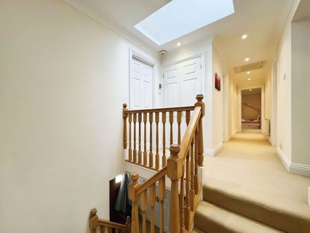 5 bed detached house to rent in Daleside, Gerrards Cross, SL9 - Photo 5