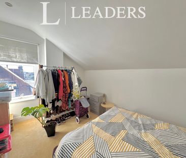 2 bedroom apartment to rent Sea Road, Felixstowe - Photo 1