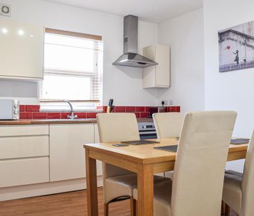 2 bedroom flat to rent - Photo 5